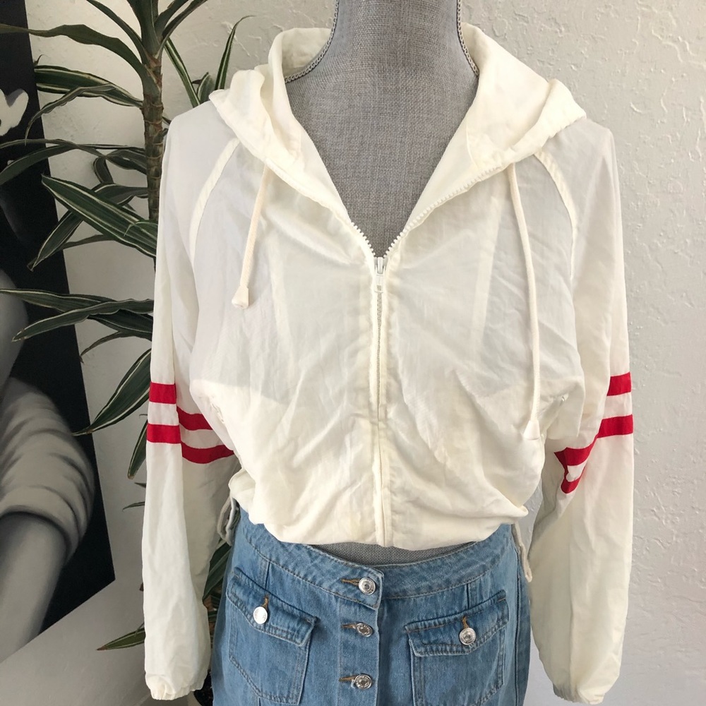 Brandy Melville wind breaker